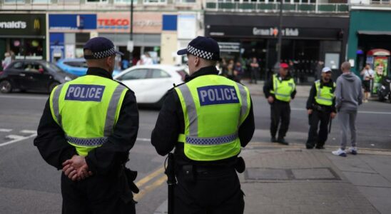 Alerte de police sur ce qui se passe dans les