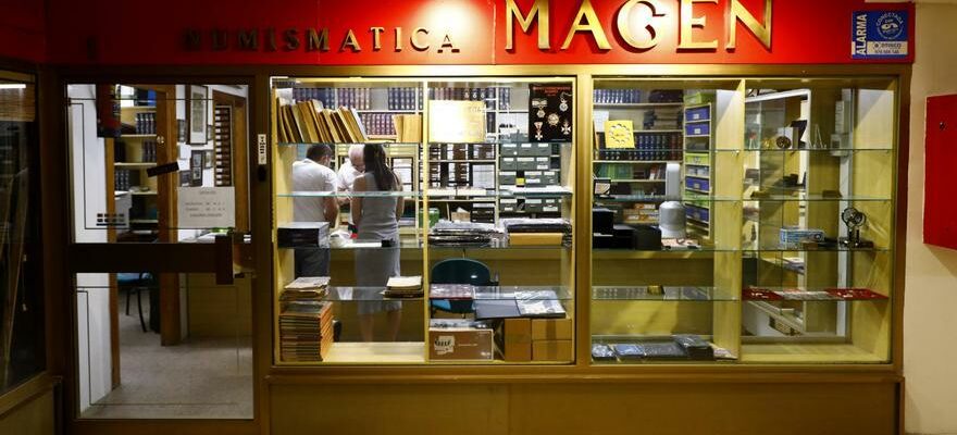 COLLECTING ZARAGOZA Les boutiques de timbres et de monnaies survivent