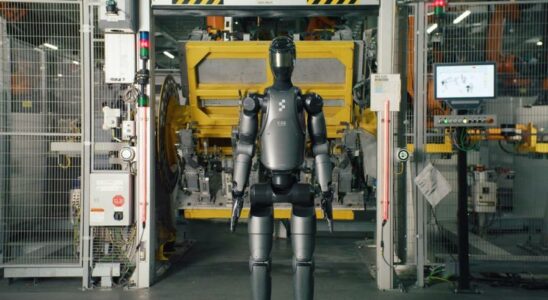 Figure 02 le robot humanoide qui travaille chez BMW