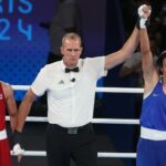 La boxeuse algerienne Imane Khelif bat le Thailandais Janjaem Suwannapheng