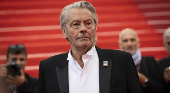 Lacteur Alain Delon icone du cinema francais est decede a