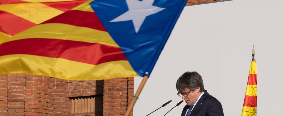 Lavocat de Puigdemont annonce que lex president a fui et se