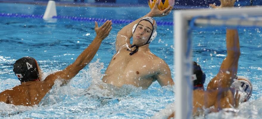 Lequipe masculine de water polo sassure detre la premiere apres avoir