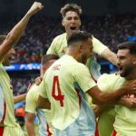 Lequipe nationale repete lor de Barcelone 92 ​​apres avoir battu