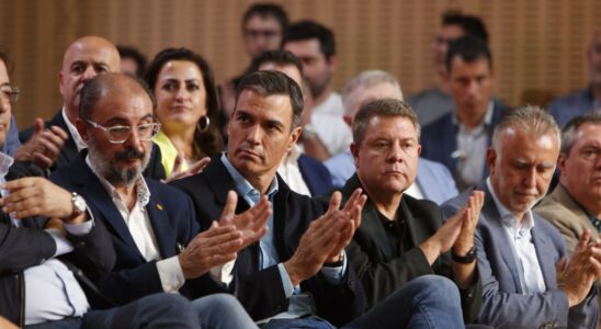 Les dirigeants du PSOE demandent une reunion de barons avec