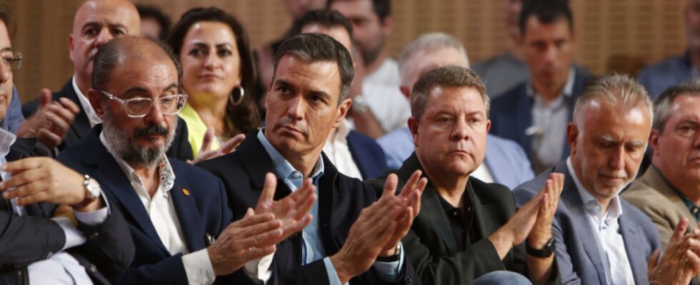 Les dirigeants du PSOE demandent une reunion de barons avec