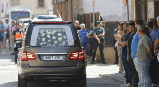 Mocejon descend dans la rue pour dire au revoir au