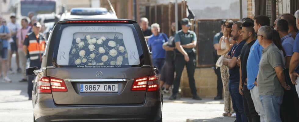 Mocejon descend dans la rue pour dire au revoir au