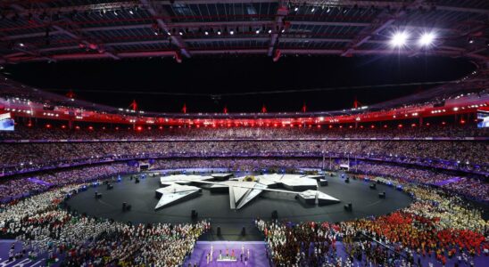 Paris remet les JO a Los Angeles lors dune ceremonie