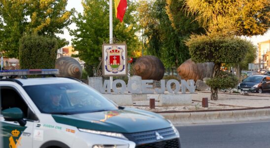 Un balayeur trouve un couteau a Mocejon et la Garde