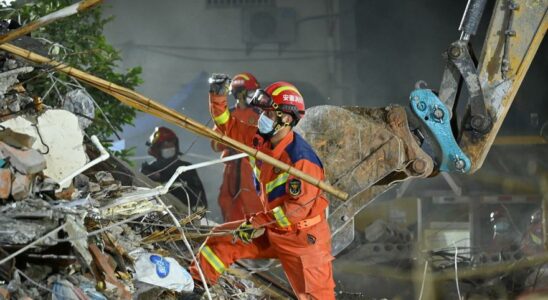 Un immeuble seffondre en Chine faisant au moins trois morts