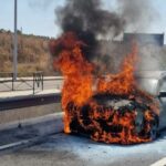 Une voiture prend feu et reste carbonisee pres de Luz