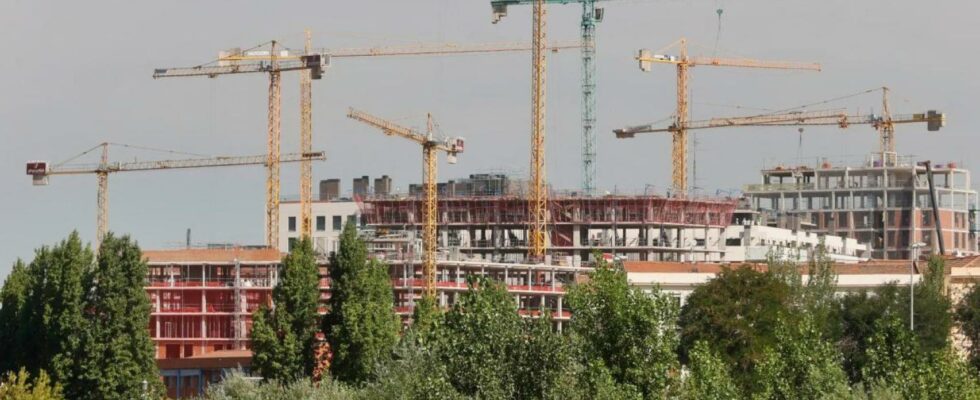 construira 95 000 logements repartis dans 16 municipalites