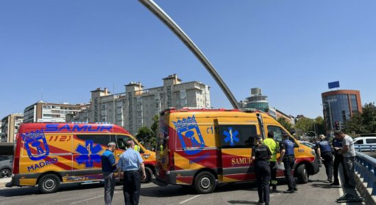 six blesses apres la collision dune voiture et dun bus