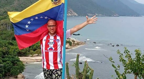 Carlos Albert le valencien expulse du Venezuela pour avoir porte