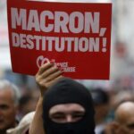 Des milliers de personnes manifestent en France contre Macron pour