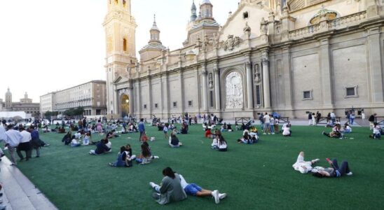 En images La Plaza del Pilar est prete pour