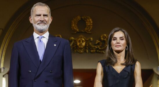 Felipe VI Letizia et dautres personnalites assistent a la grande