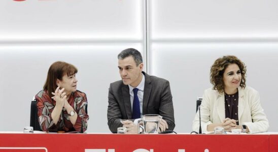 Le PSOE propose son Congres federal du 8 au 10