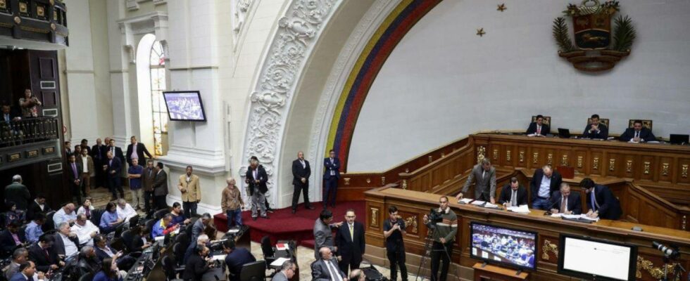 Le Parlement du Venezuela demandera au gouvernement de rompre