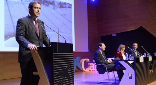 Le directeur de la banque privee de CaixaBank Victor Allende