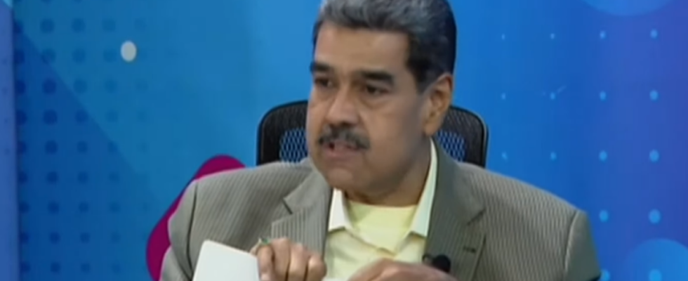 Maduro qualifie de terroristes les Espagnols detenus au