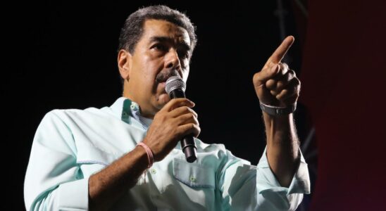 Maduro qualifie le PP de franquiste tout en