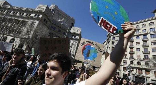 Plus de 85 des jeunes Espagnols se disent preoccupes par