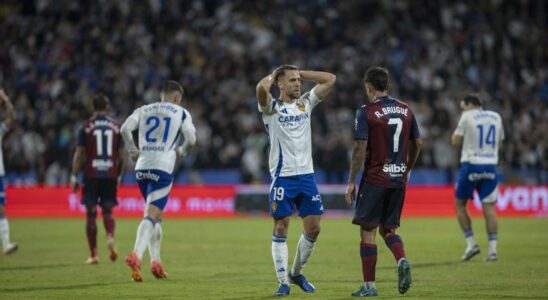 Poteaux et batons Le bois a deja empeche 6 buts