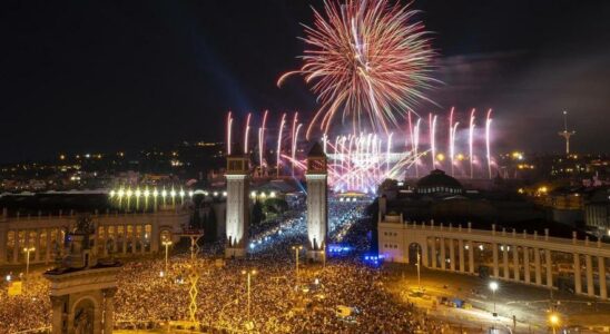 Rosalia presente Omega au spectacle pyromusical Merce de Barcelone