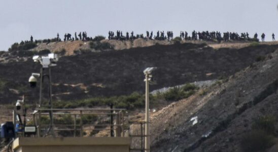 Une vague de migrants interceptes au Maroc apres avoir brise