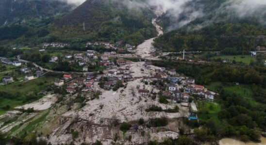 21 morts et des dizaines de disparus