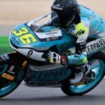 Angel Piqueras est le meilleur sur le mouille en Moto3