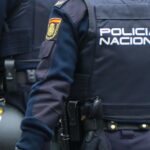 Arrete apres avoir jete a terre un homme age et