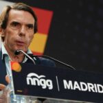 Aznar accuse Sanchez davoir mene les terroristes dans la rue