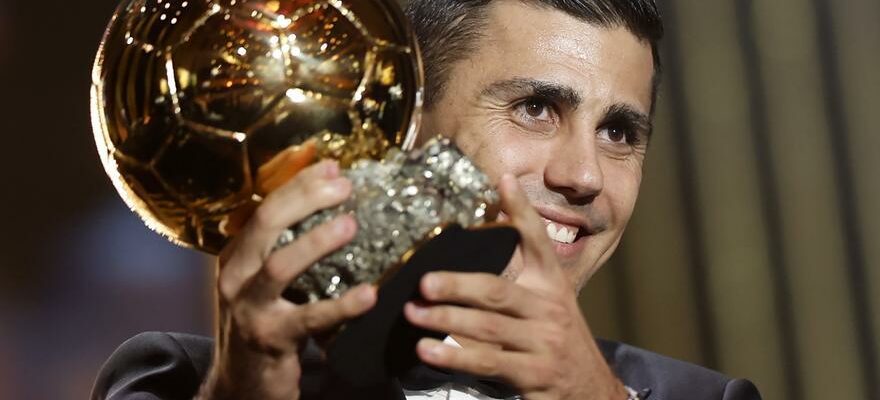 BALLON DOR 2024 Rodri remporte le Ballon dOr pour