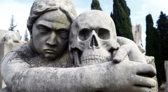 Connaissez vous les secrets du cimetiere de Torrero et ses 190