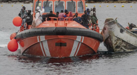 Deux bateaux arrivent avec 104 immigrants a bord