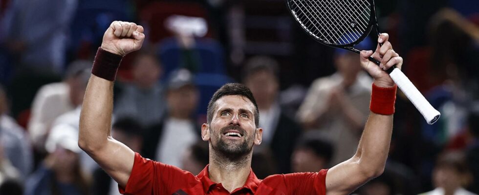 Djokovic ne laisse pas doption a Fritz et rencontre Sinner