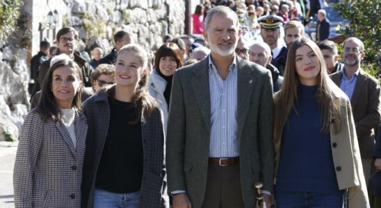 Felipe VI et Letizia accompagnes de la princesse Leonor et