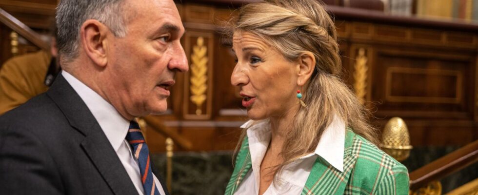 IU veut Enrique Santiago et les Communes veulent Aina Vidal