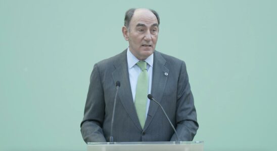 Iberdrola cloture sa plus grande emission dobligations vertes en livres