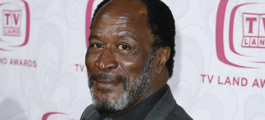 John Amos le celebre Kunta Kinte de la serie