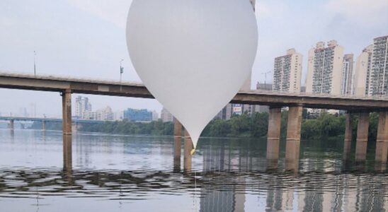 La Coree du Nord continue denvoyer des ballons contenant des