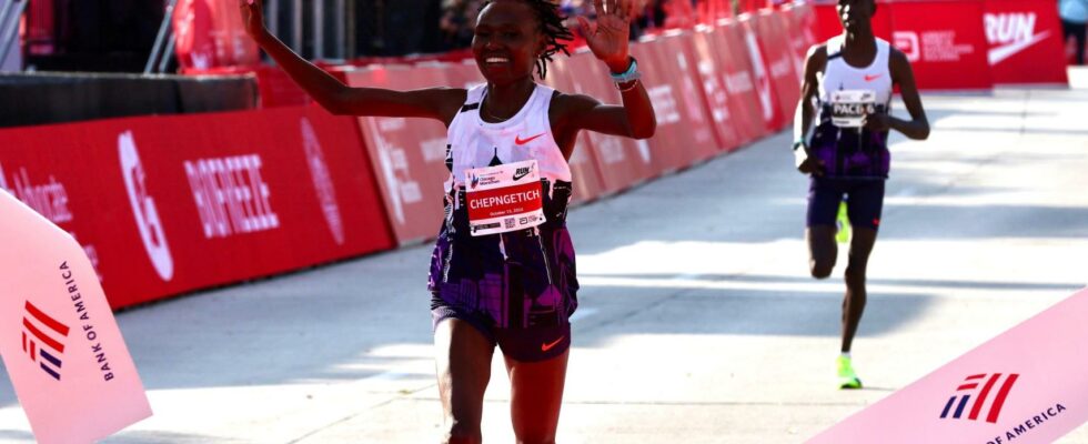 La Kenyane Chepngetich bat le record du monde du marathon