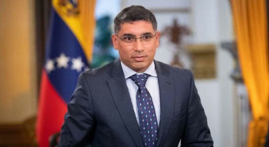 Le Venezuela arrete lancien ministre du Petrole demis il y