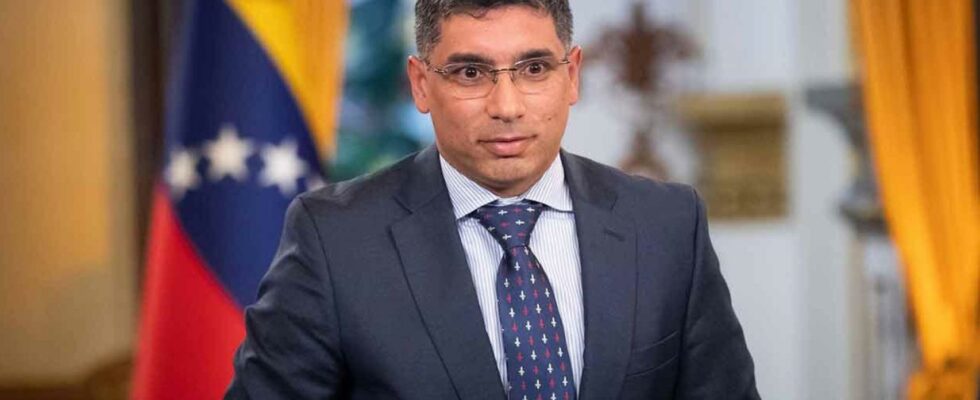 Le Venezuela arrete lancien ministre du Petrole demis il y