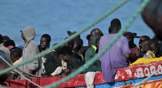 Le gouvernement recherche des emplacements pour les migrants des iles