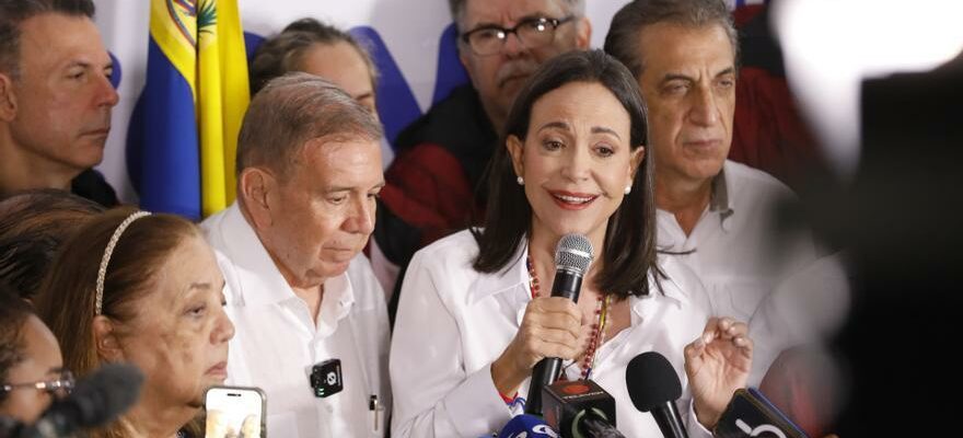 Les opposants venezueliens Edmundo Gonzalez et Maria Corina Machado laureate