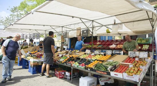 Les prix des produits alimentaires se moderent a 18 en